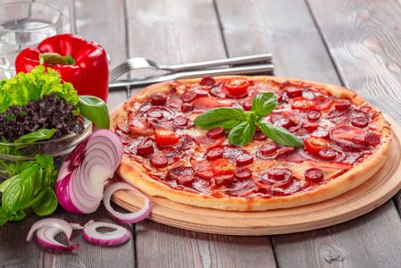 homemade-cheese-pizza-with-salami-high-quality-pho-TY89TDL-800x534